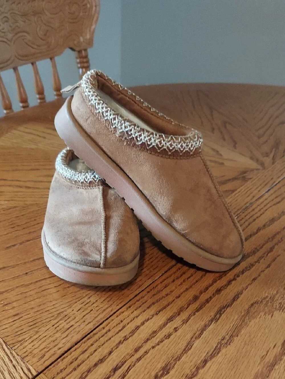 Aspen Cozy Slip-On Suede Mules / Slippers in Carmel Brown